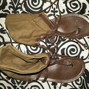 Ladies Vera Wang sandals